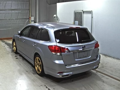 SUBARU LEGACY