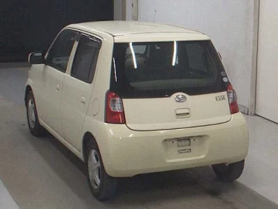 DAIHATSU ESSE