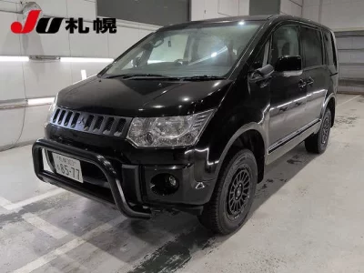 MITSUBISHI DELICA D5