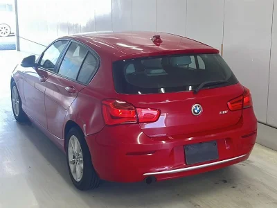 BMW 1 SERIES