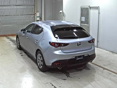 MAZDA MAZDA3 FASTBACK