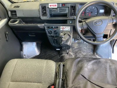 DAIHATSU HIJET VAN