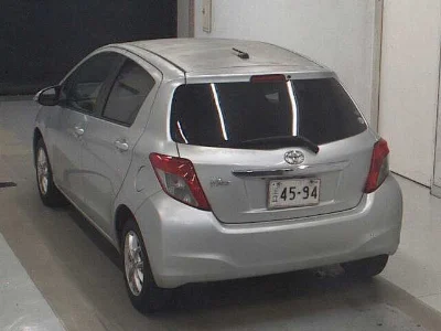TOYOTA VITZ