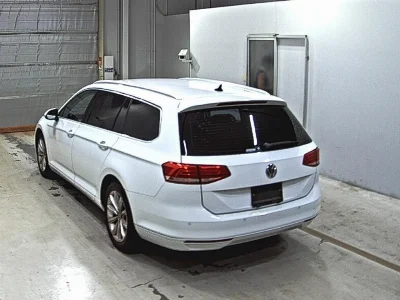 VOLKSWAGEN PASSAT VARIANT