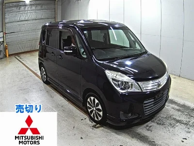 MITSUBISHI DELICA D2