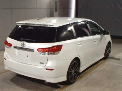 TOYOTA WISH