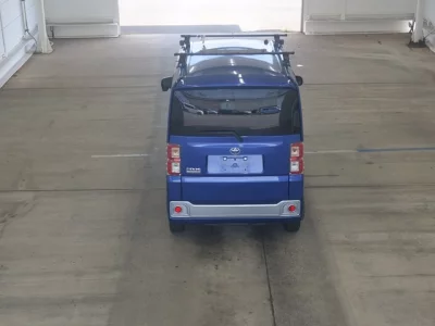 TOYOTA PIXIS MEGA