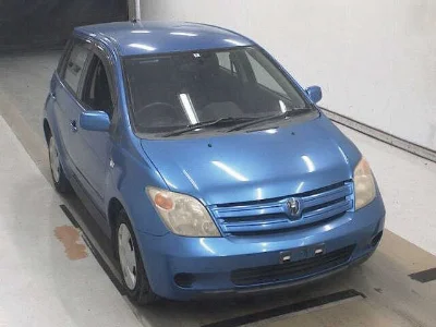 TOYOTA IST