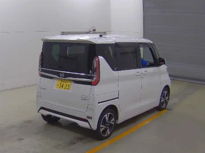 NISSAN ROOX