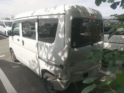 NISSAN CLIPPER VAN