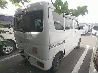 NISSAN CLIPPER VAN