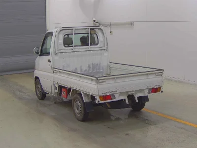 NISSAN CLIPPER TRUCK