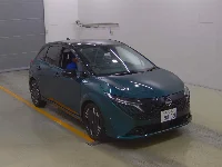 Nissan Aura