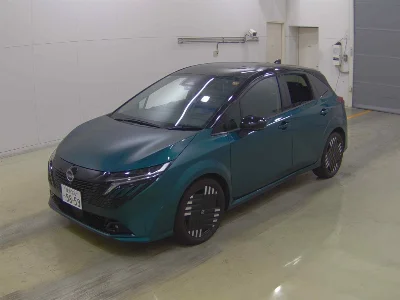 NISSAN AURA