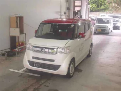 HONDA N BOX SLASH