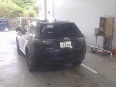 TOYOTA HARRIER