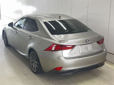 Lexus IS300h