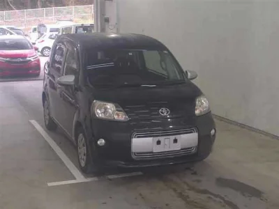 TOYOTA PORTE