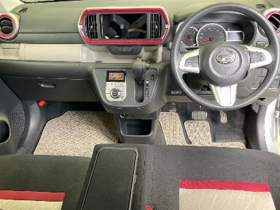 DAIHATSU BOON