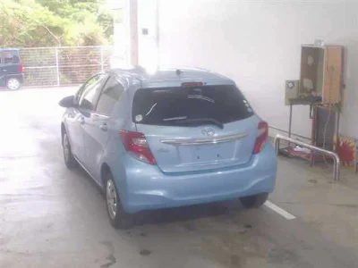 TOYOTA VITZ