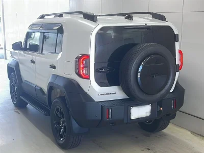 TOYOTA LAND CRUISER FJ