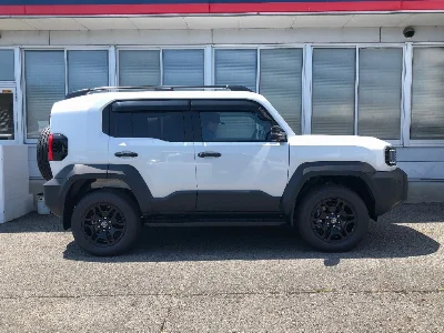 TOYOTA LAND CRUISER FJ