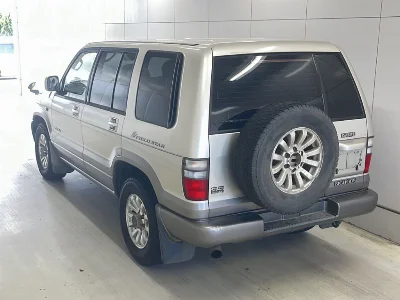 ISUZU BIGHORN