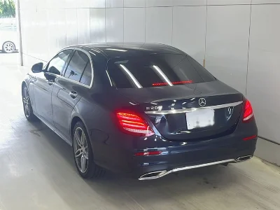 MERCEDES BENZ E CLASS