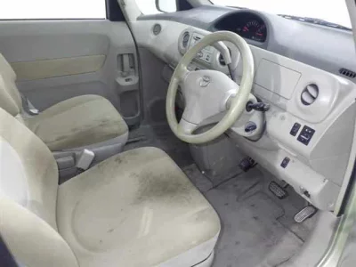 TOYOTA PORTE