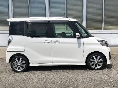 MITSUBISHI EK SPACE CUSTOM