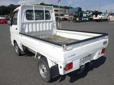 DAIHATSU HIJET TRUCK