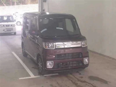 DAIHATSU WAKE