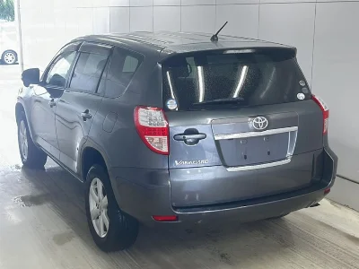 Toyota Vanguard