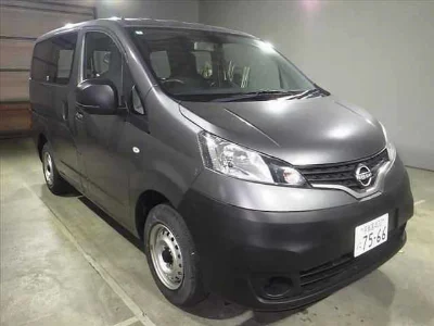 NISSAN NV200