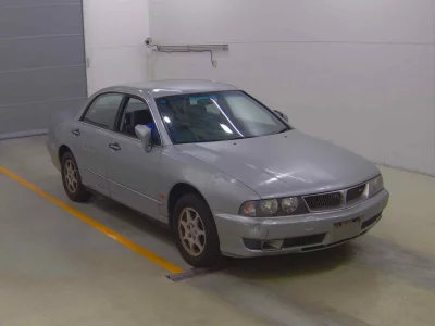 MITSUBISHI DIAMANTE