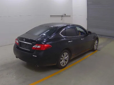NISSAN FUGA