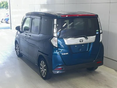 TOYOTA TANK