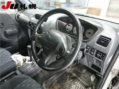 DAIHATSU TERIOS KID