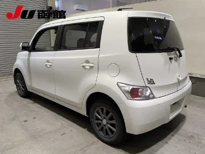TOYOTA BB