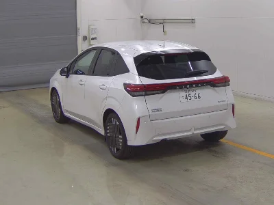 NISSAN AURA