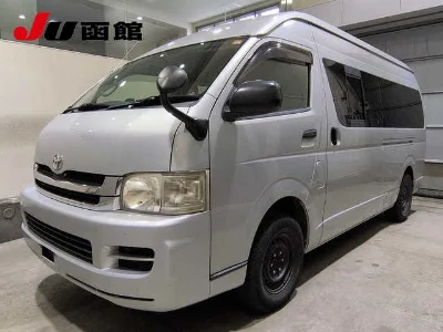 TOYOTA REGIUS VAN