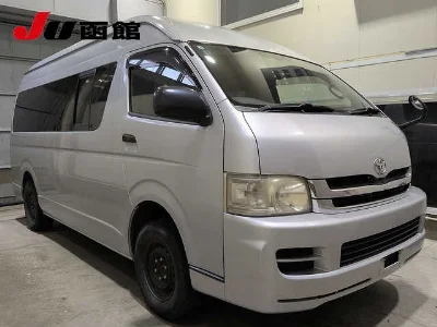 TOYOTA REGIUS VAN