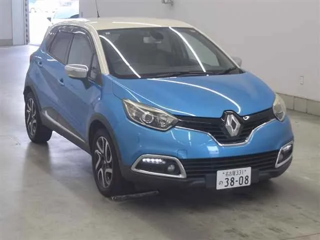 Renault Captur  с аукциона в Японии