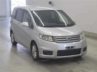 HONDA FREED SPIKE