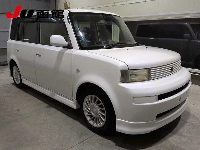 TOYOTA BB