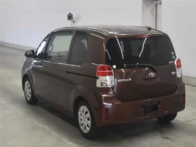 TOYOTA SPADE