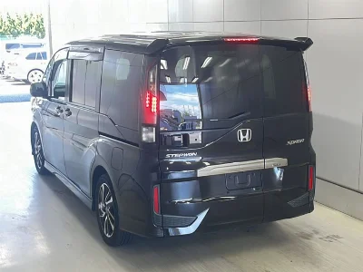 HONDA STEP WAGON