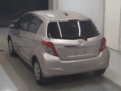 TOYOTA VITZ