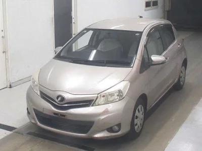 TOYOTA VITZ