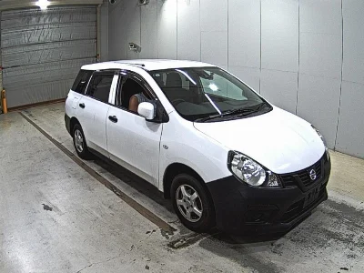 Nissan AD